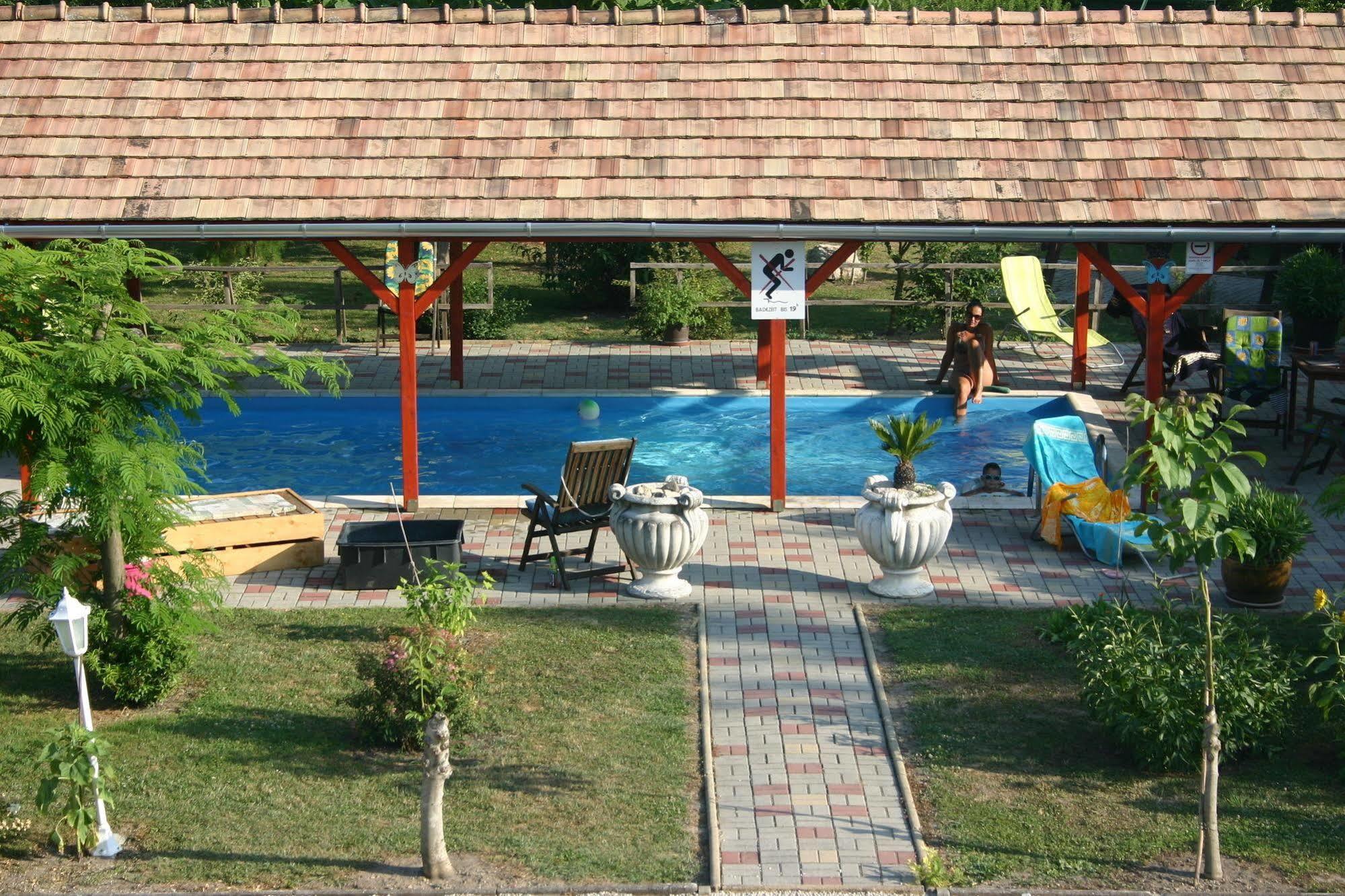 Lorelei Pension Gyenesdiás Esterno foto