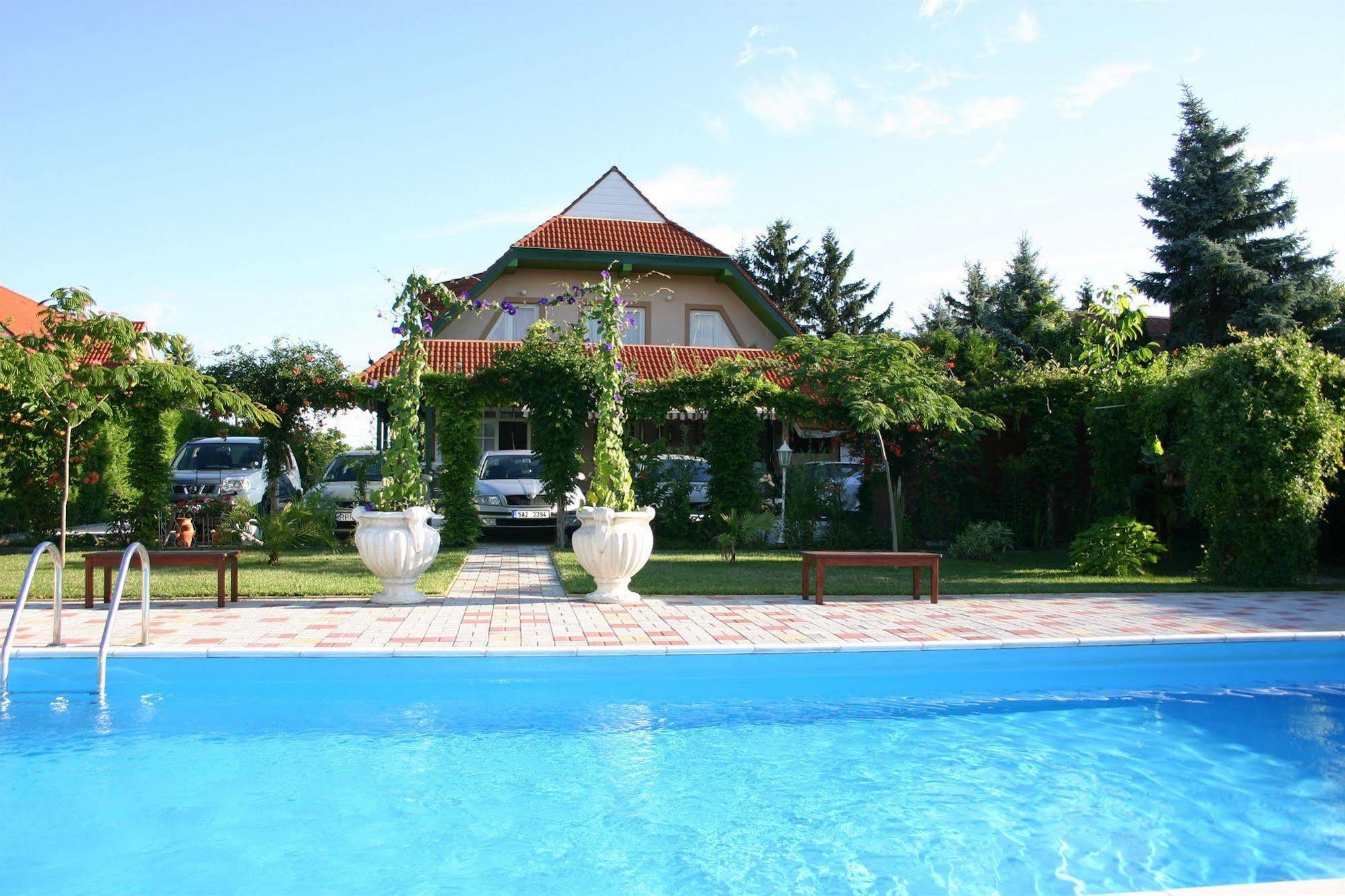 Lorelei Pension Gyenesdiás Esterno foto
